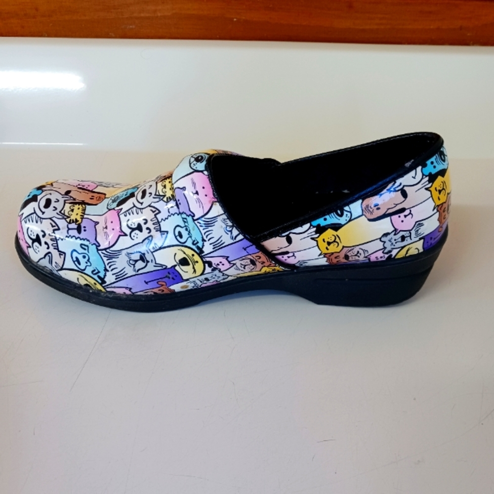 Ingaro Dog Print Size 11